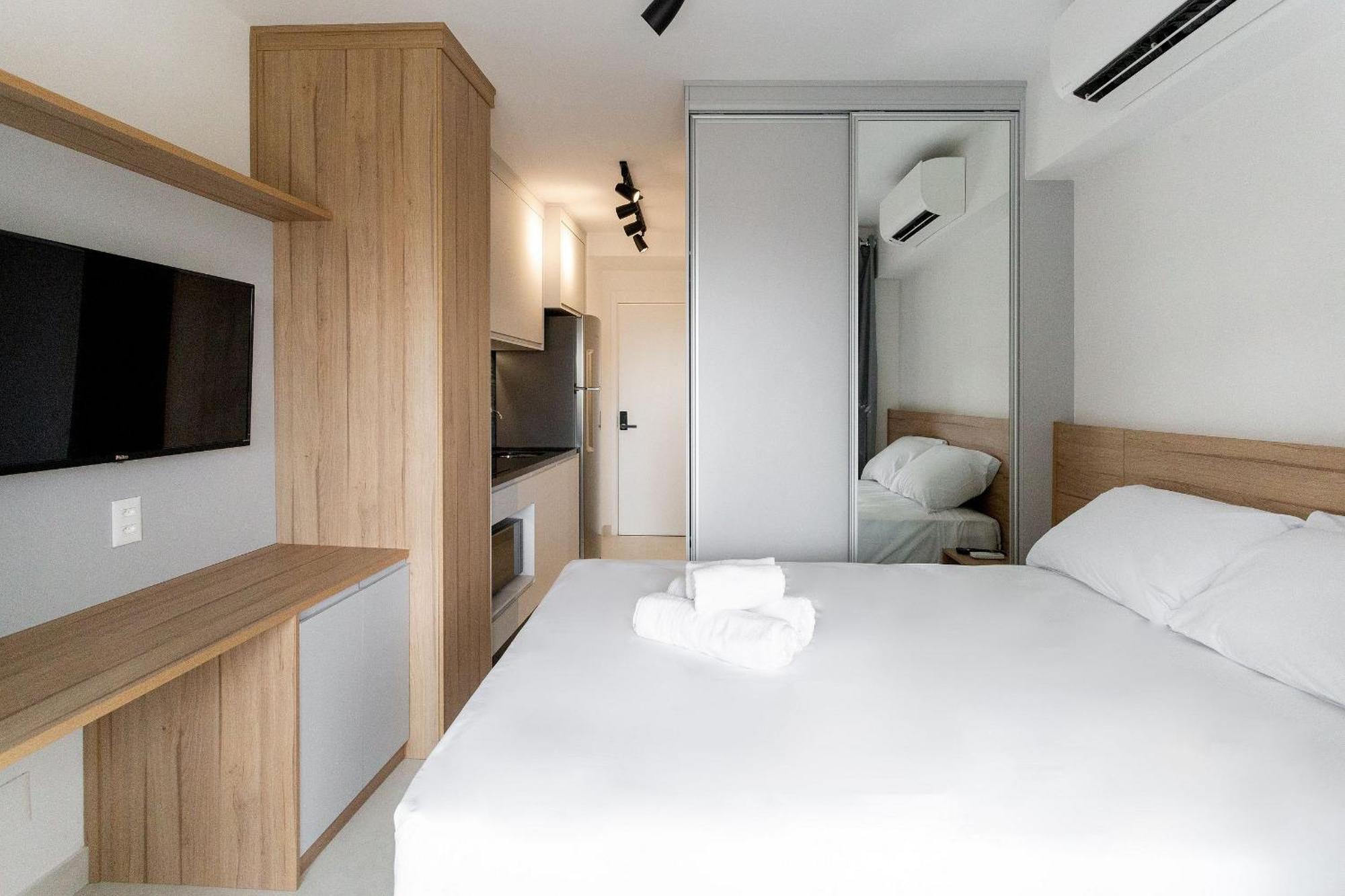 Hub Vila Madalena - Studios Por Temporada Сао Паоло Екстериор снимка
